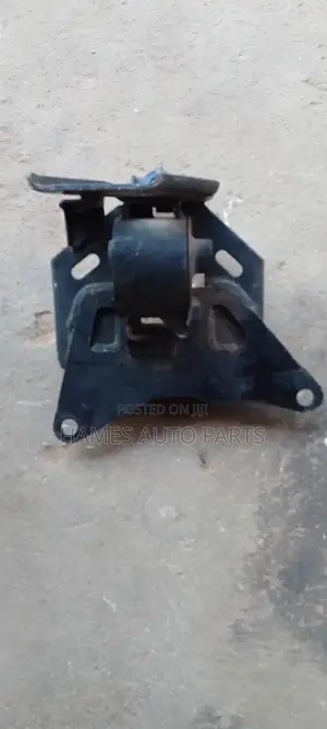 Ist Gearbox Mounting