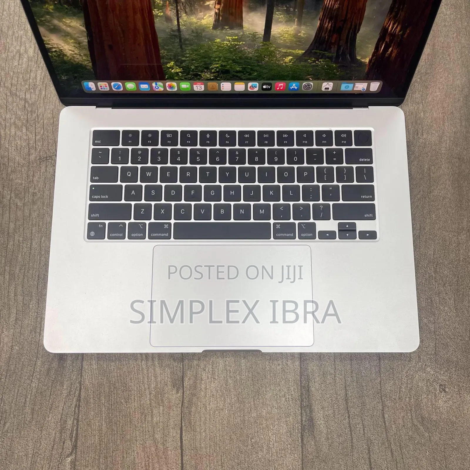 Laptop Apple MacBook Air 2022 M2 8GB Apple M2 SSD 512GB
