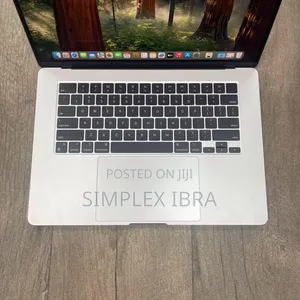 Laptop Apple MacBook Air 2022 M2 8GB Apple M2 SSD 512GB