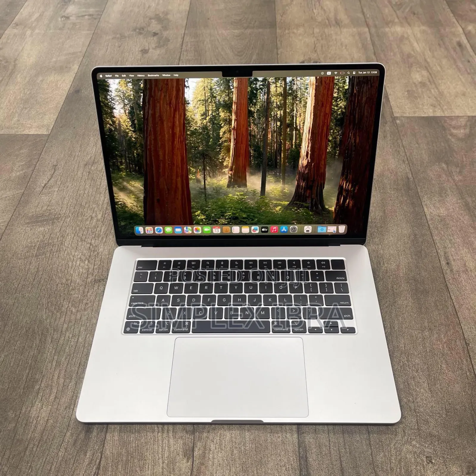 Laptop Apple MacBook Air 2022 M2 8GB Apple M2 SSD 512GB