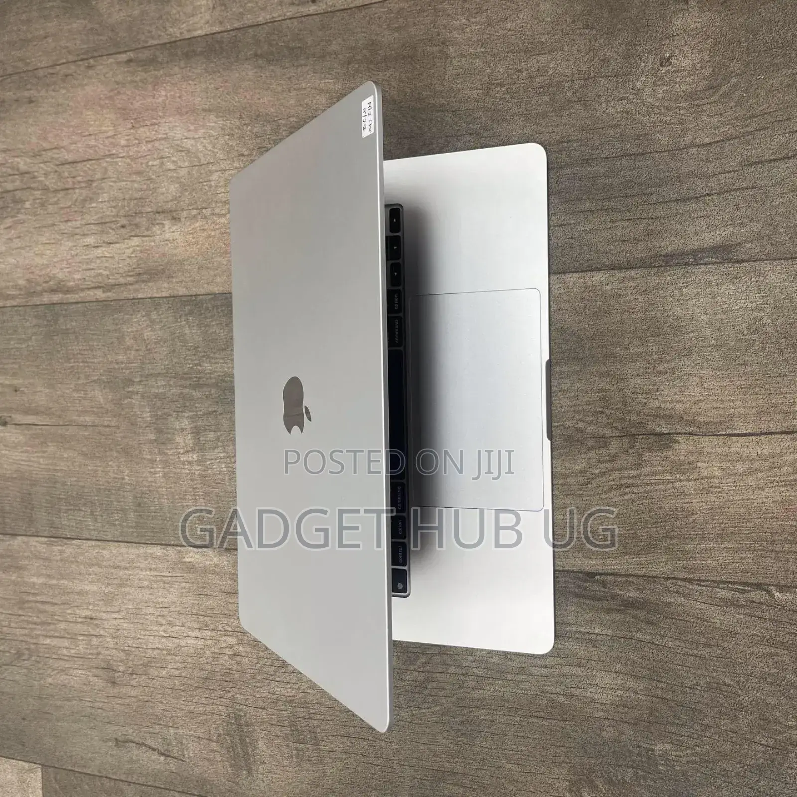 Laptop Apple MacBook Air 2022 M2 8GB Apple M2 SSD 512GB