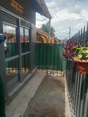 1bdrm House in Makindye for rent