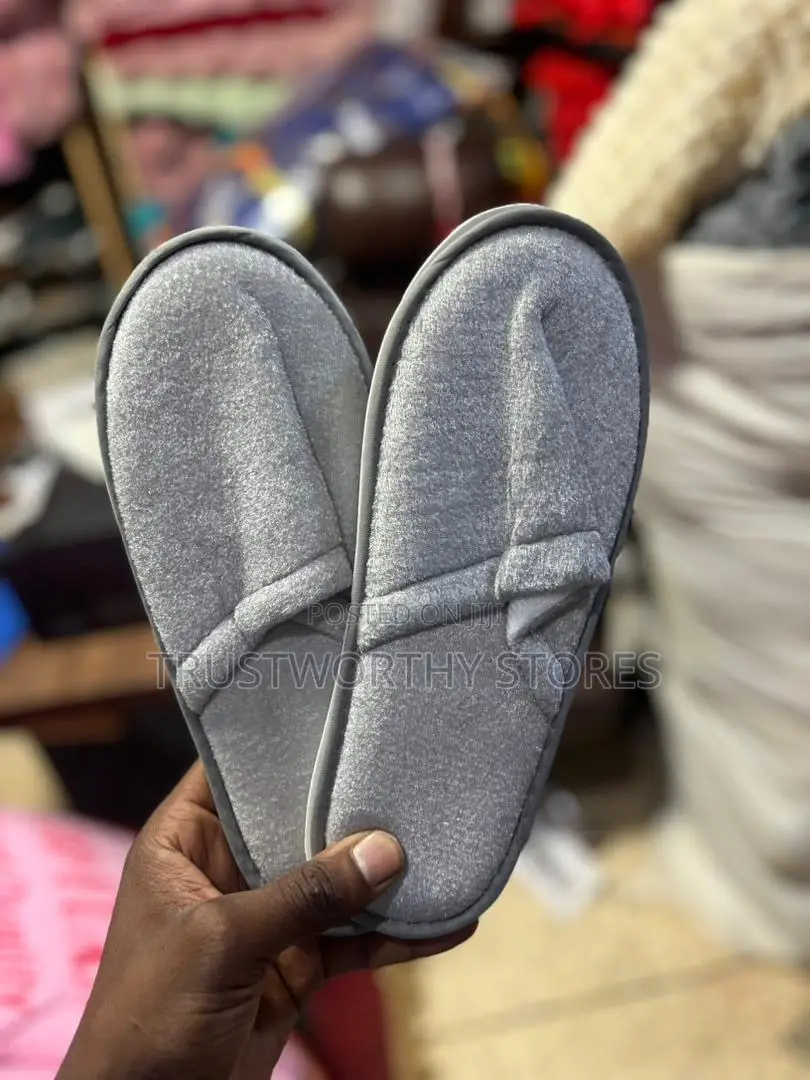 Free Sized Indoor Sandals - Grey