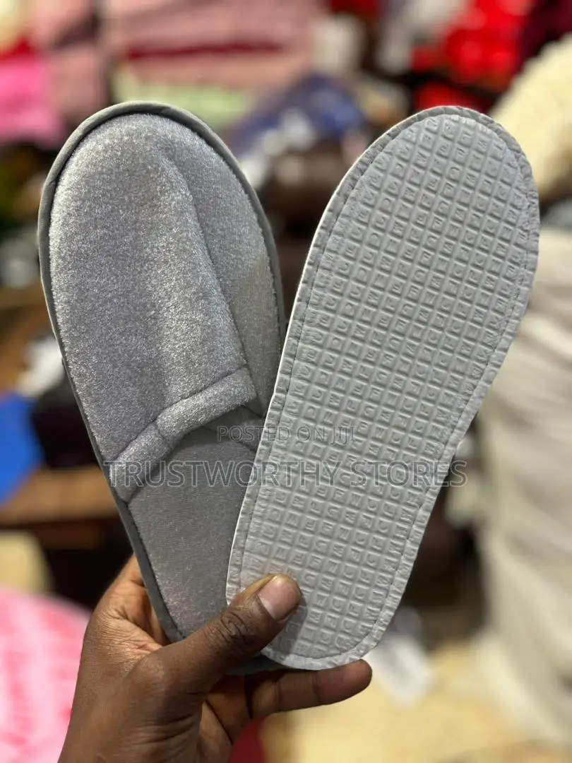 Free Sized Indoor Sandals - Grey