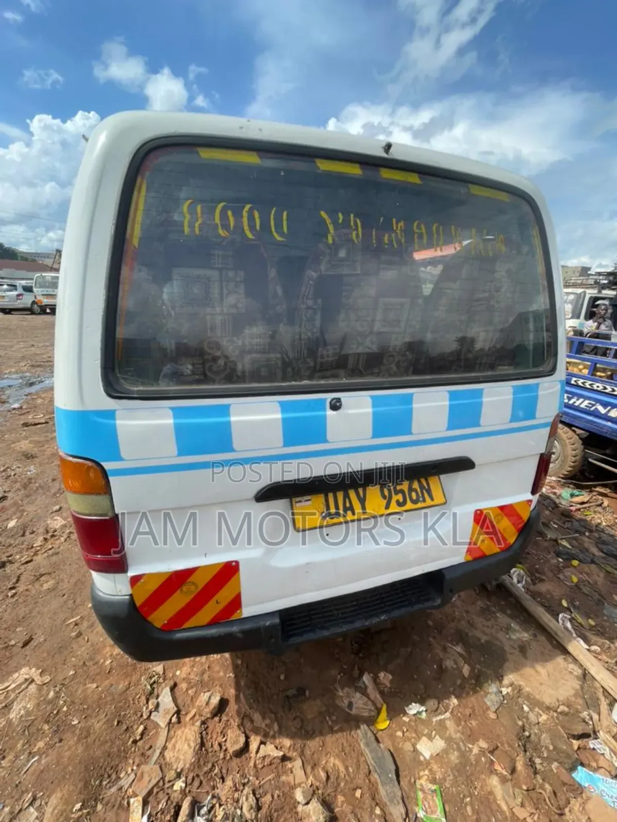 Toyota HiAce 1998 White