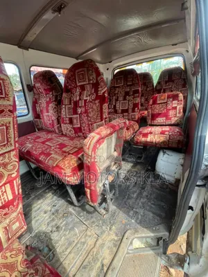 Toyota HiAce 1998 White