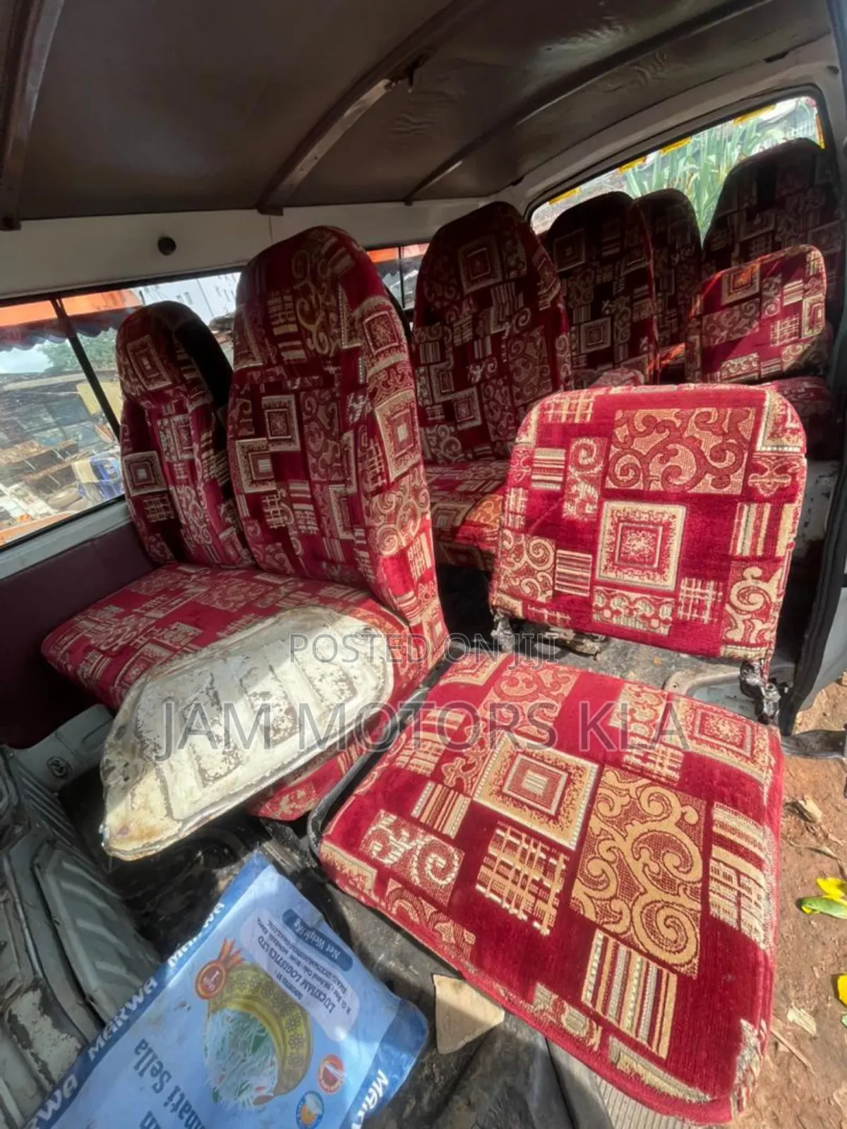 Toyota HiAce 1998 White