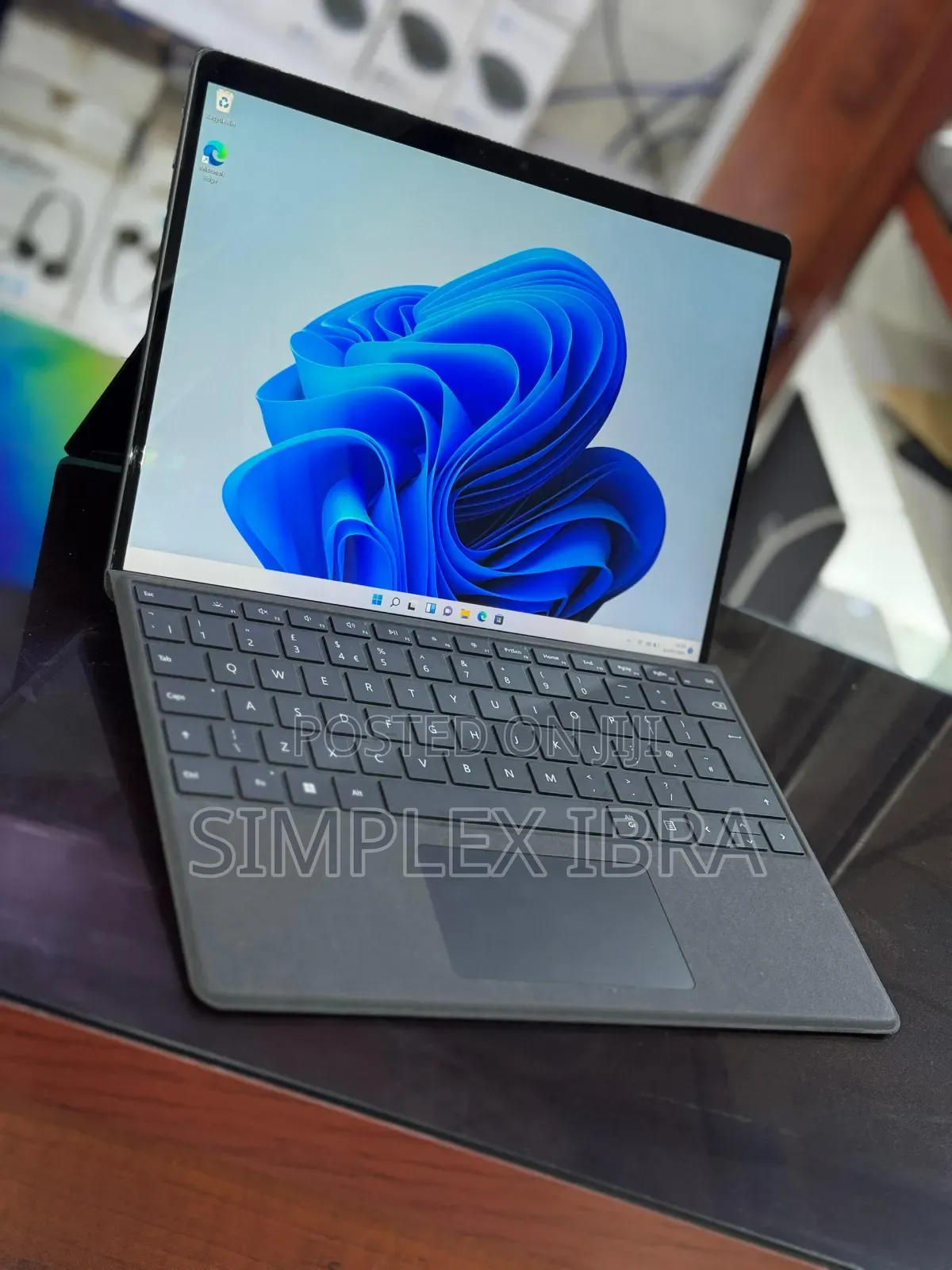 Laptop Microsoft Surface Pro 8 16GB Intel Core i7 SSD 256GB