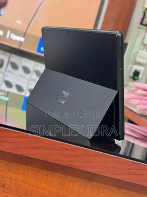 Laptop Microsoft Surface Pro 8 16GB Intel Core i7 SSD 256GB