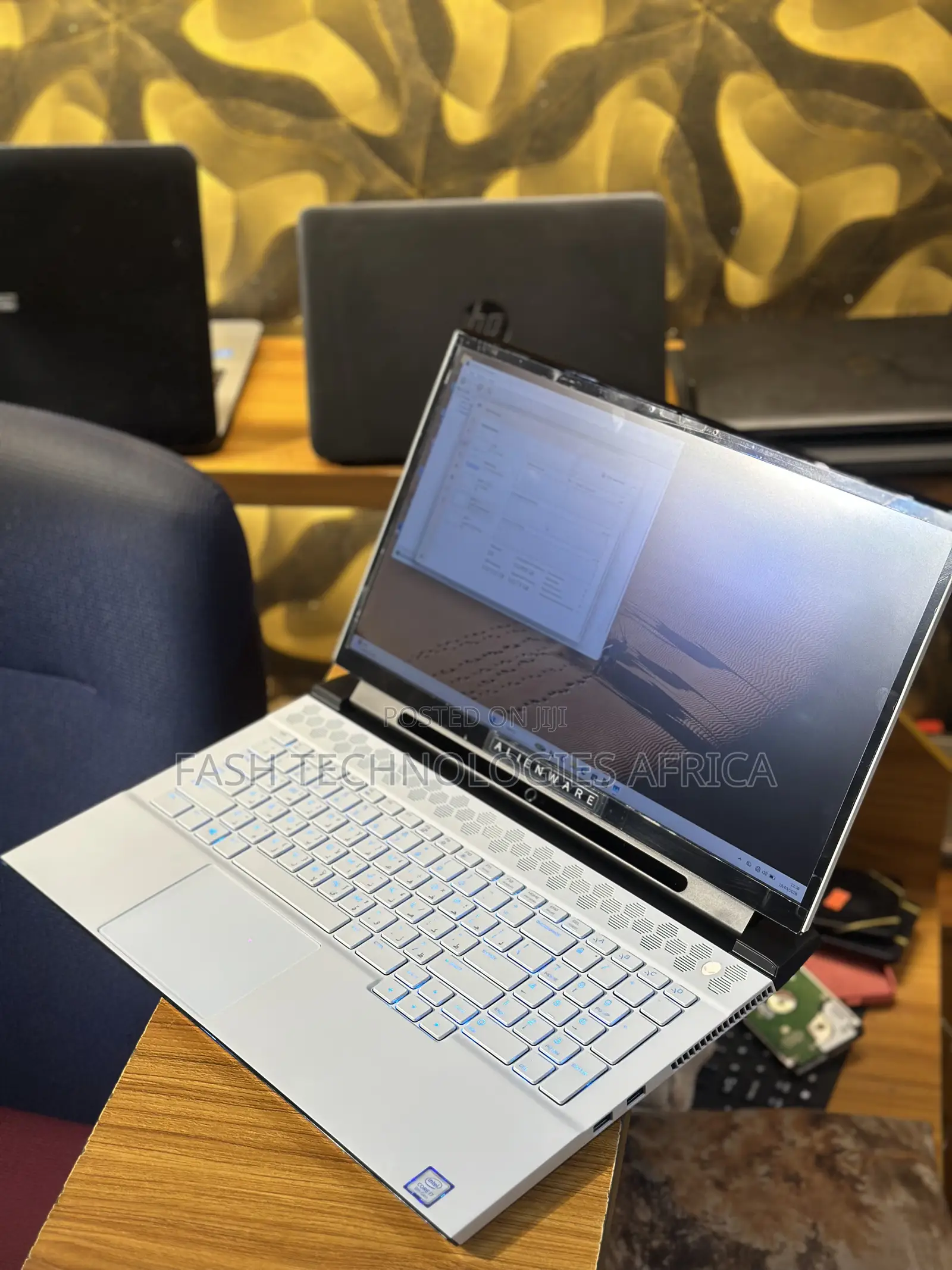 New Laptop Alienware M17x R2 16GB Intel Core i7 SSD 512GB