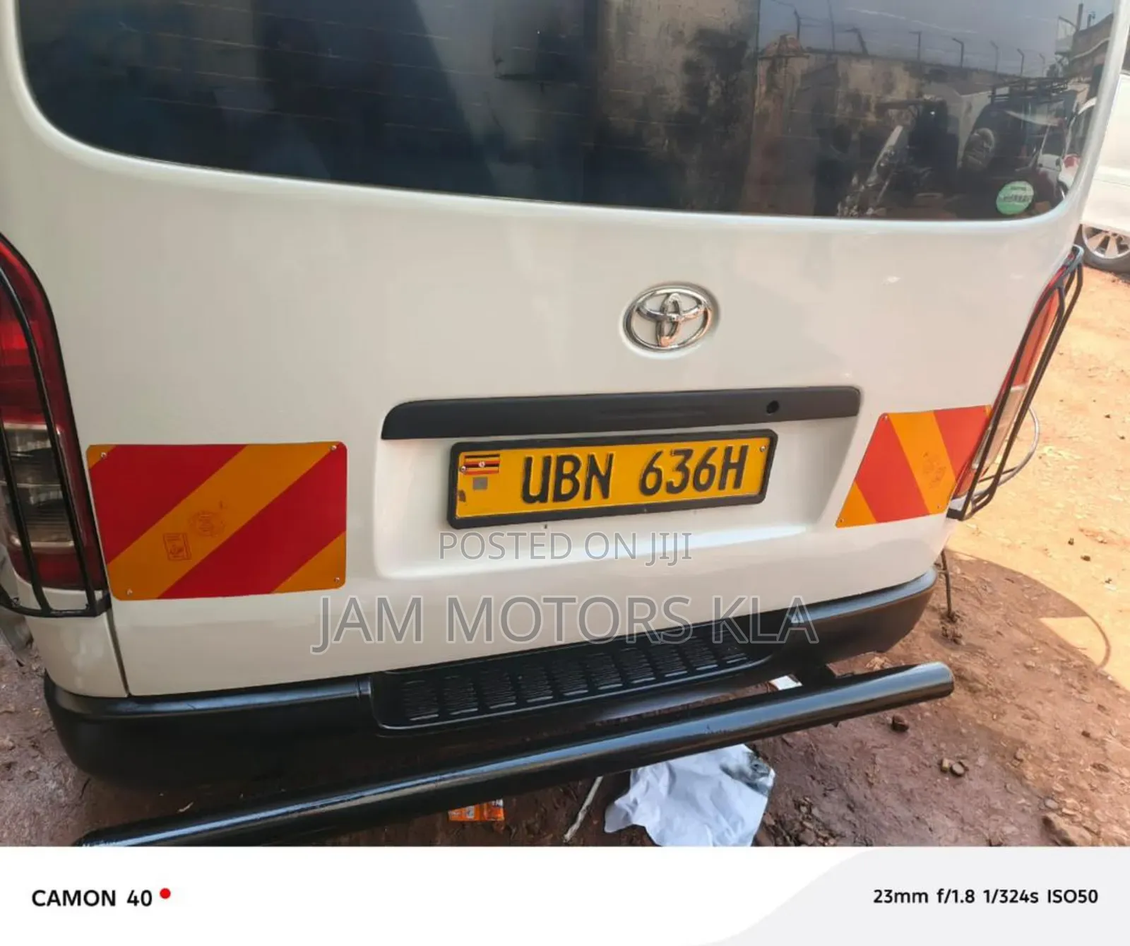 Toyota HiAce 2009 Silver