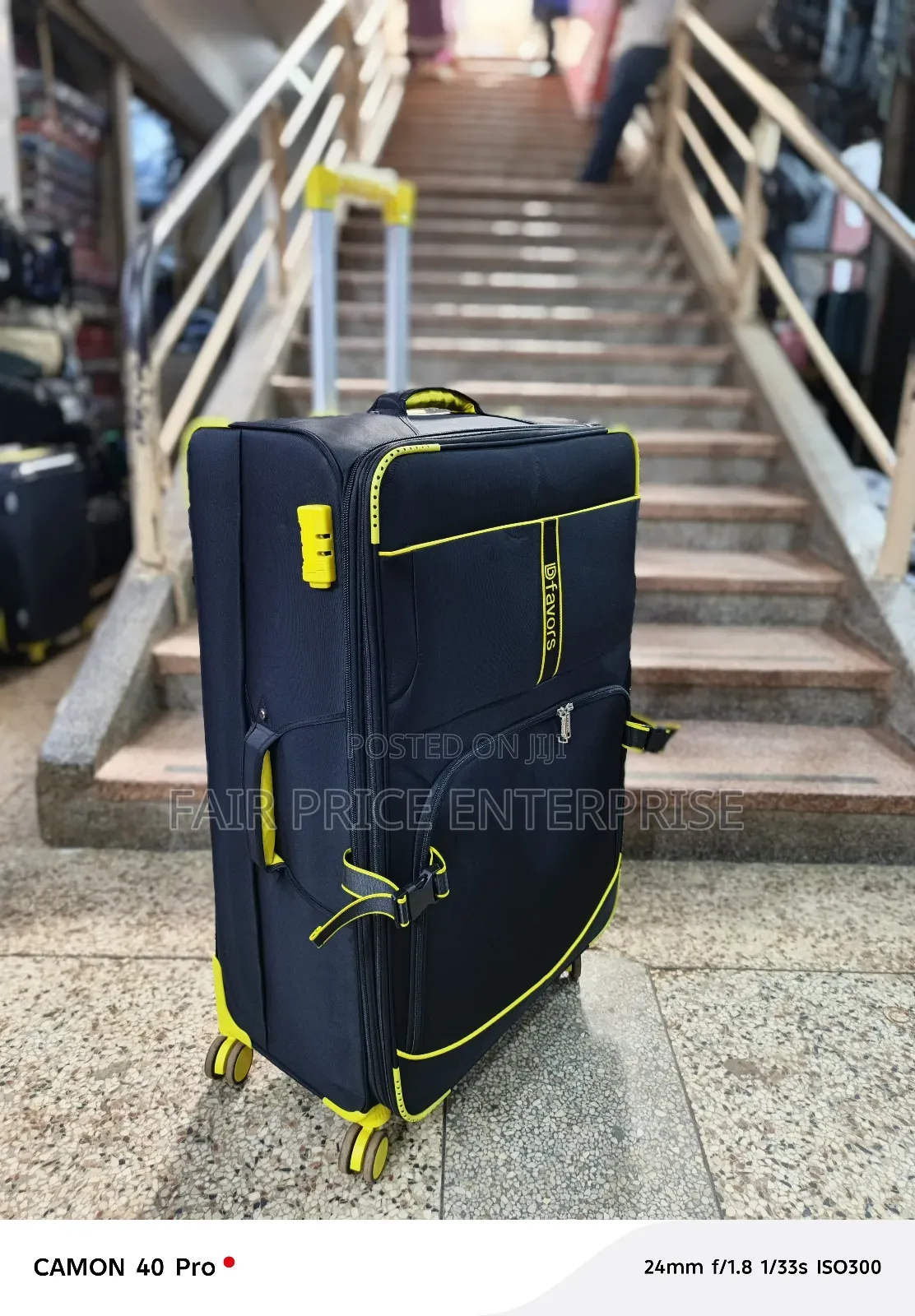 Original Traveling Cloth Suitcases. Medium Size