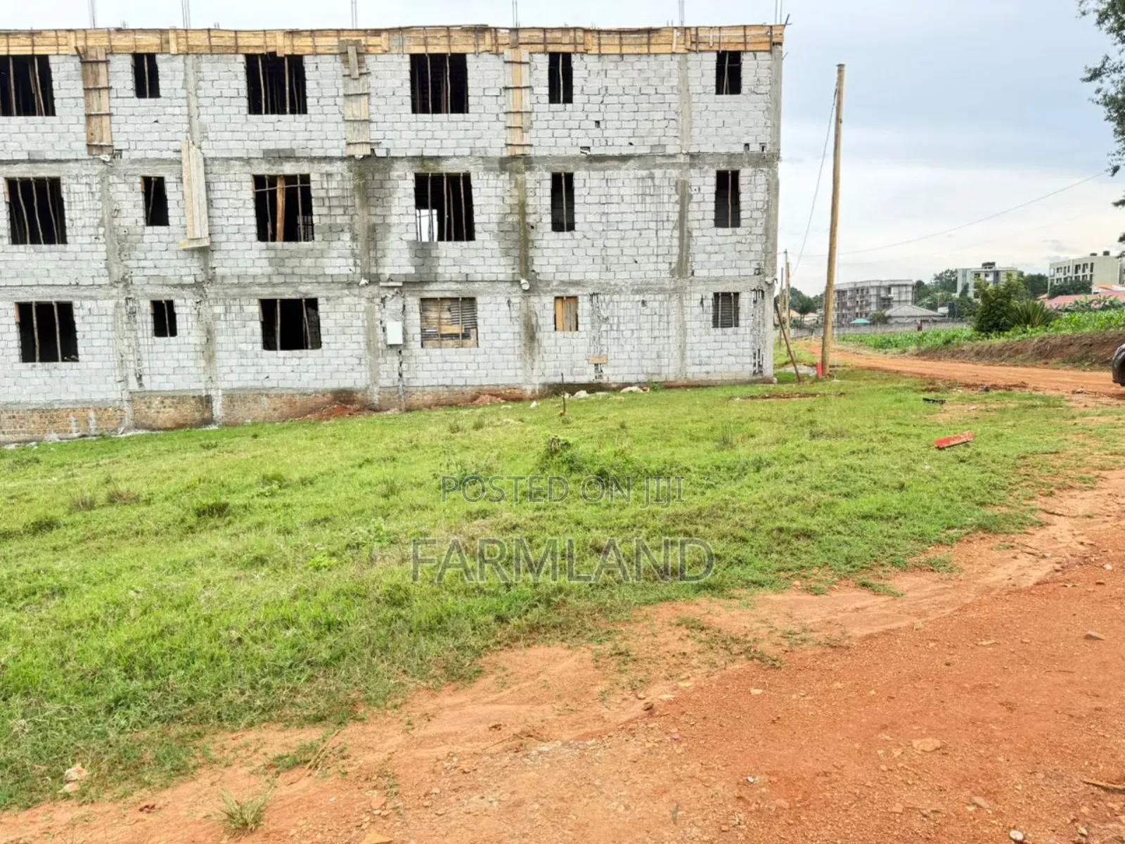 Kira Mulawa 50by100 Plot of Land for Sale 98m Private Mailo Land Title