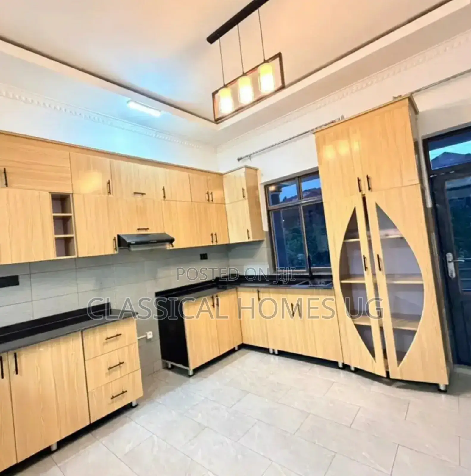 3bdrm Duplex in Muyenga, Central Division for rent