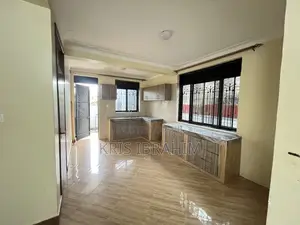 5bdrm Mansion in Makindye for rent