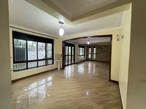 5bdrm Mansion in Makindye for rent