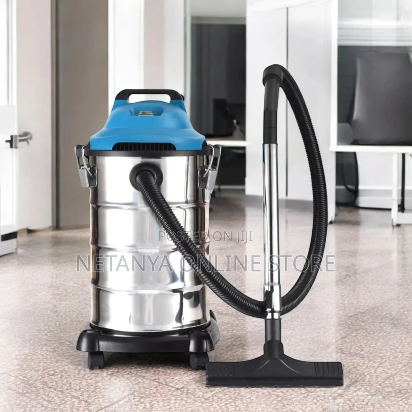 Sonashi 30 Litres Wet and Dry Vacuum Cleaner