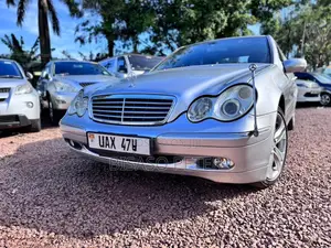 Mercedes-Benz C200 2005 Silver