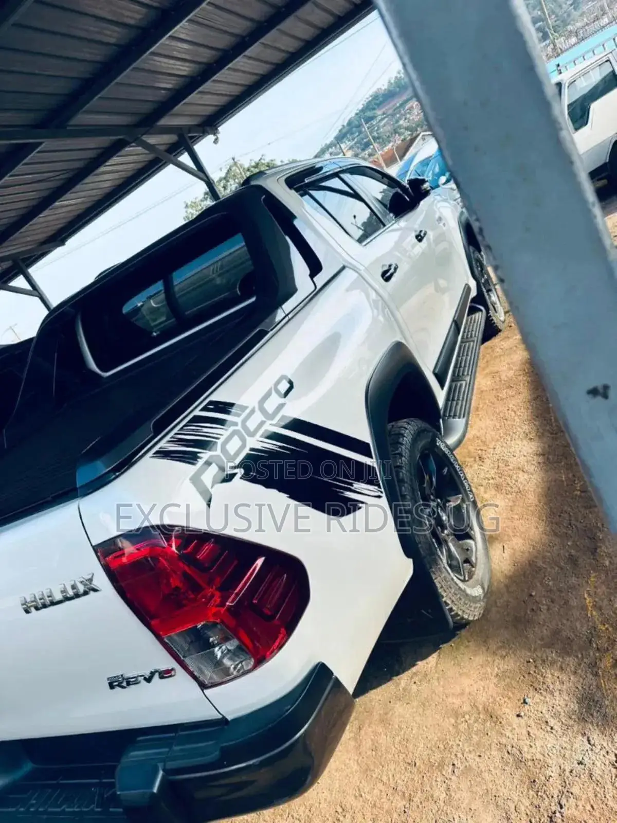 Toyota Hilux 2018 Blue