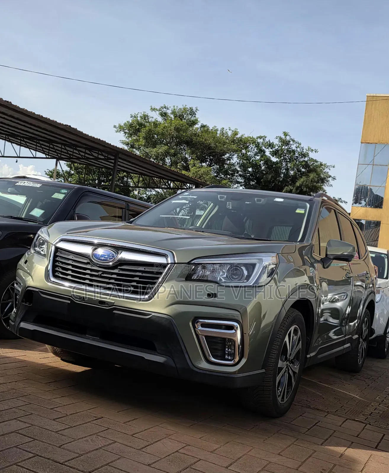 Subaru Forester Premium AWD 2020 Green
