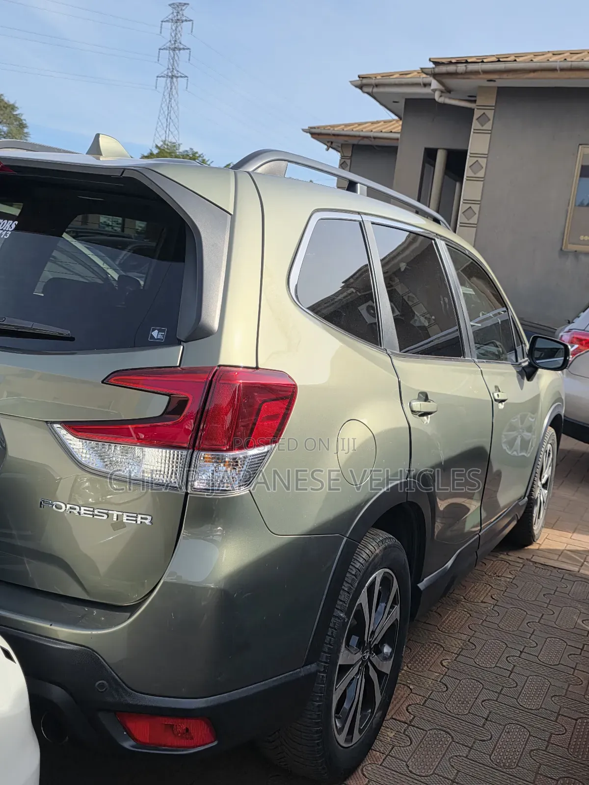 Subaru Forester Premium AWD 2020 Green