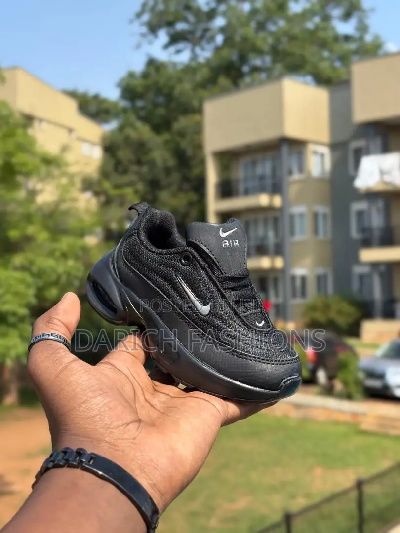Nike Sneakers