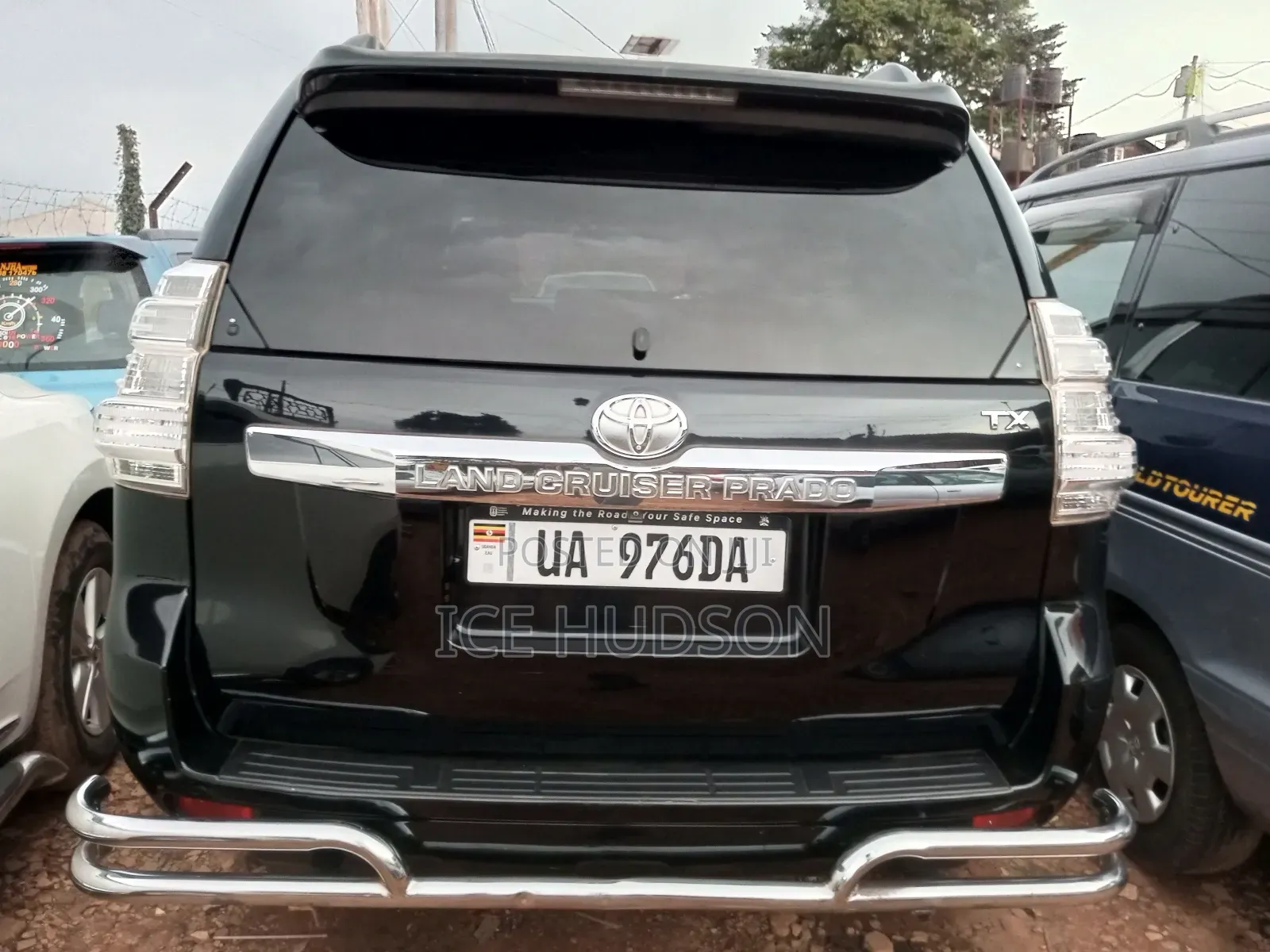 Toyota Land Cruiser Prado 2016 Black