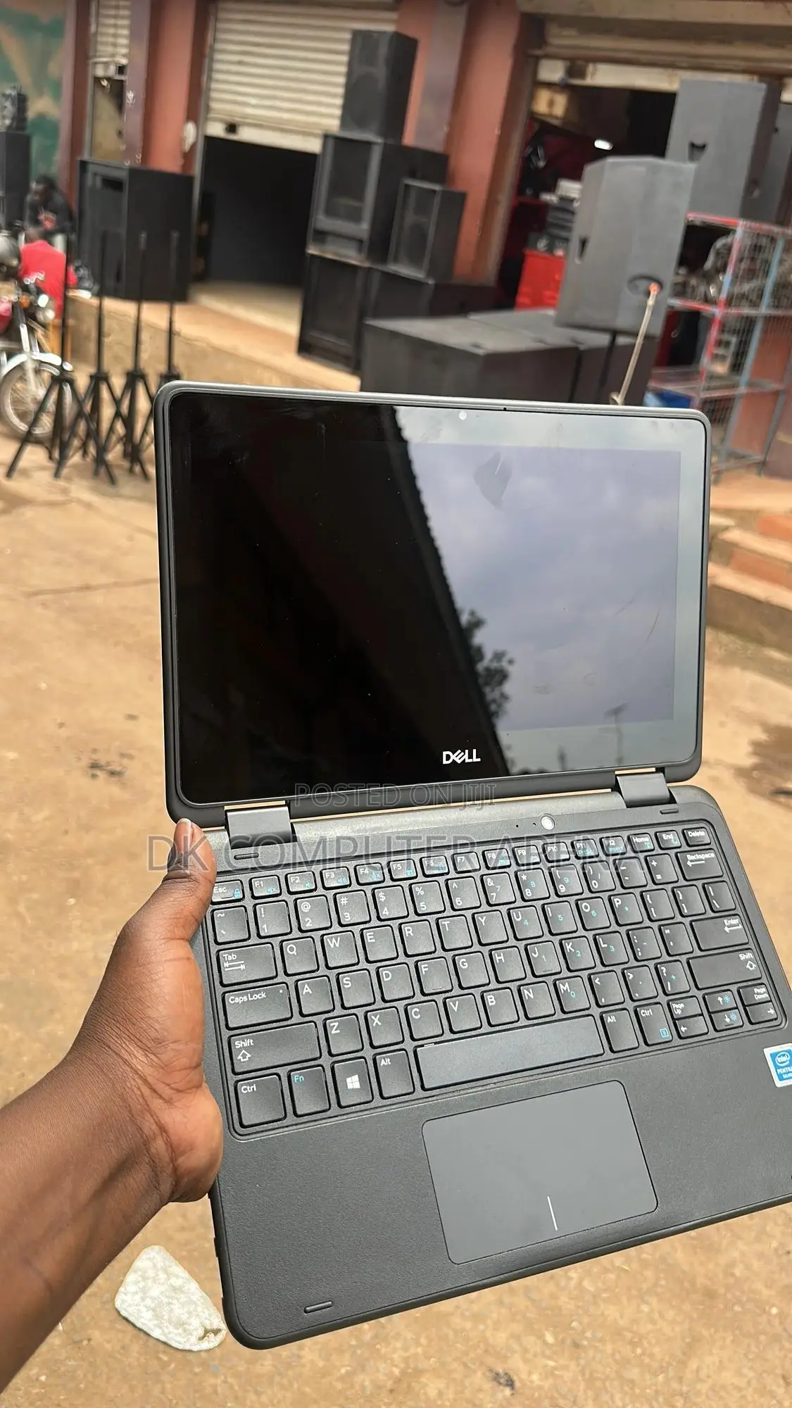 Laptop Dell Latitude 3189 4GB Intel Celeron SSD 128GB
