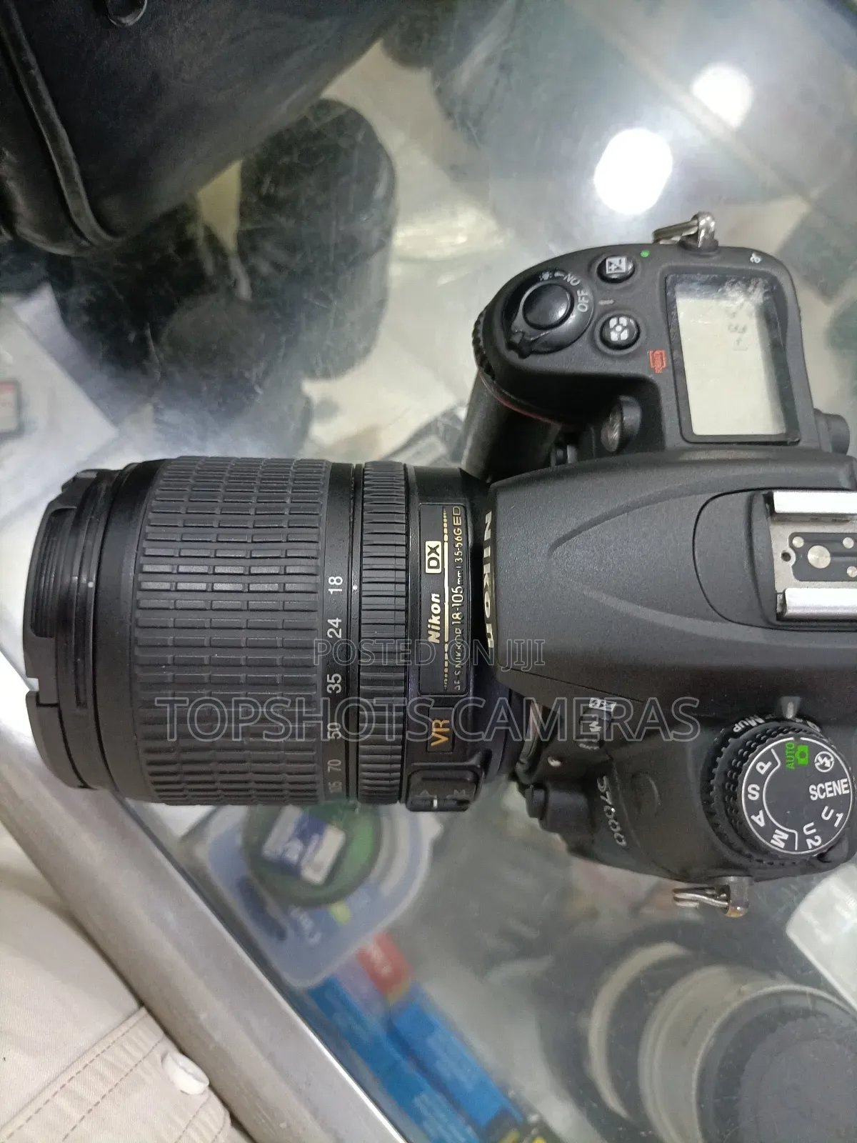 Nikon D7000 With Nikon 18-105mm Vr Lens