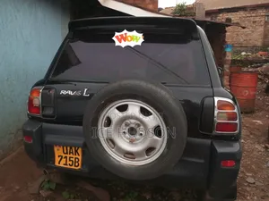 Toyota RAV4 1997 Black