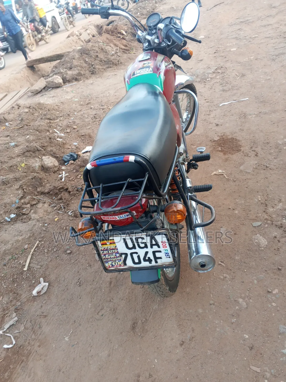 Bajaj Boxer 100 2024 Red