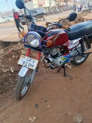 Bajaj Boxer 100 2023 Red