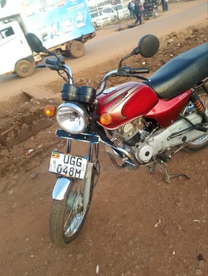 Bajaj Boxer 100 2024 Red