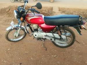 Bajaj Boxer 100 2024 Red