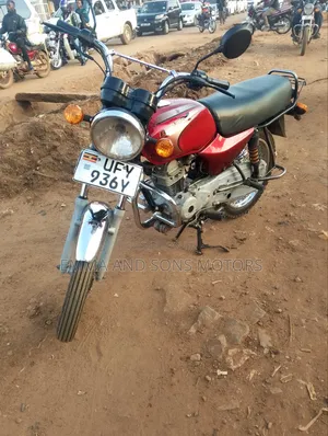 Bajaj Boxer 100 2023 Red