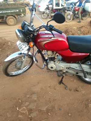 Bajaj Boxer 100 2023 Red
