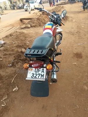 Bajaj Boxer 100 2022 Red