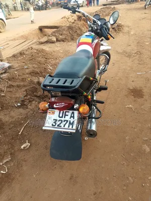 Bajaj Boxer 100 2022 Red