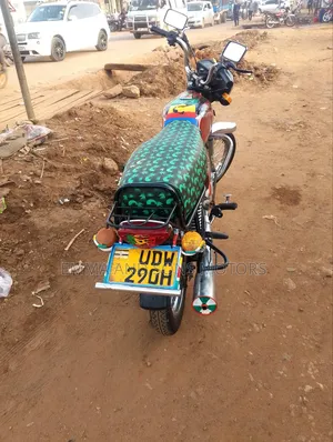 Bajaj Boxer 100 2019 Red