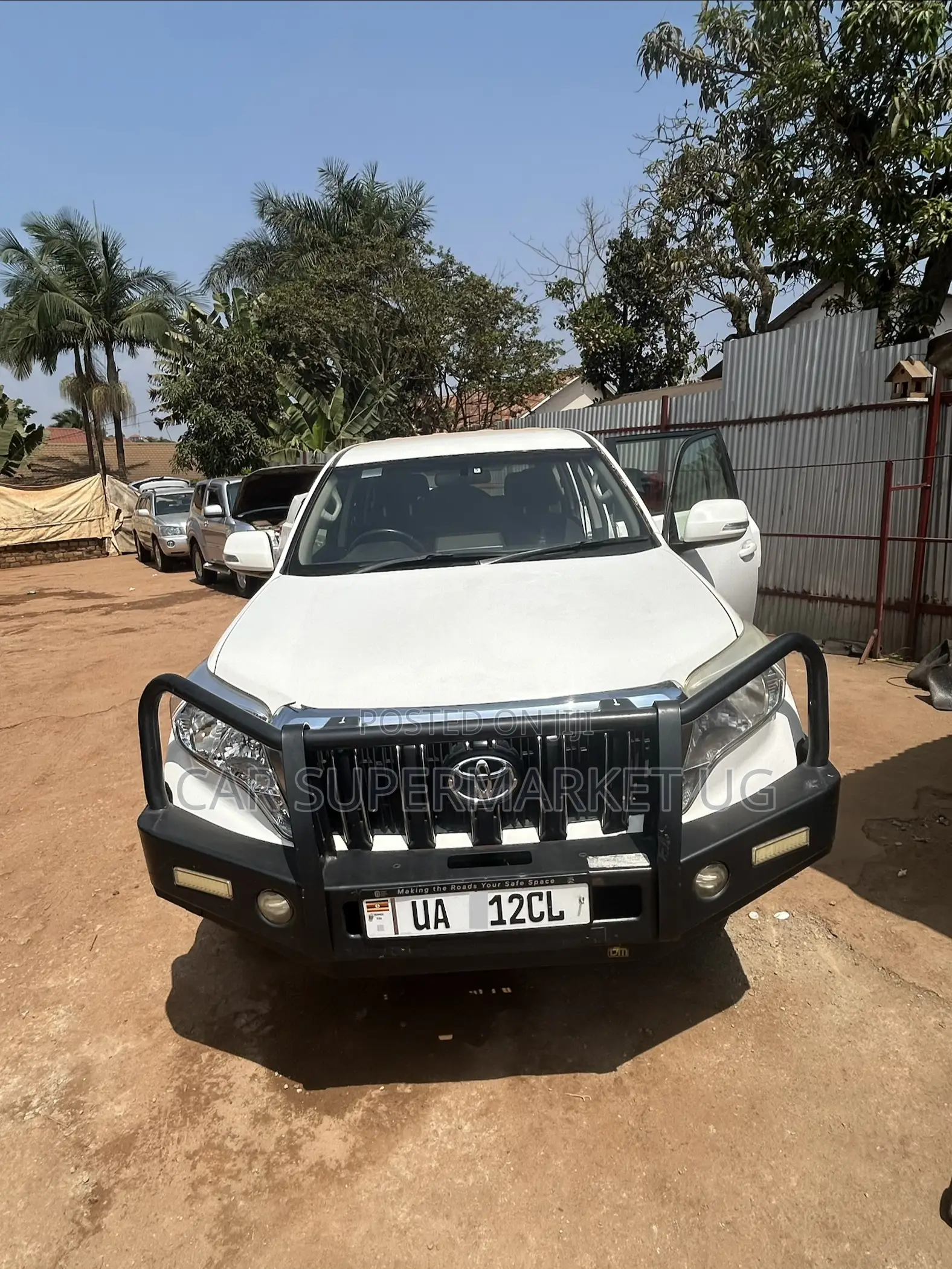 Toyota Land Cruiser Prado 2017 White