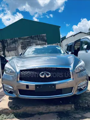 Nissan Fuga 2015 Gray