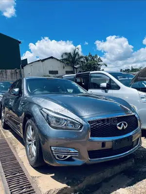 Nissan Fuga 2015 Gray