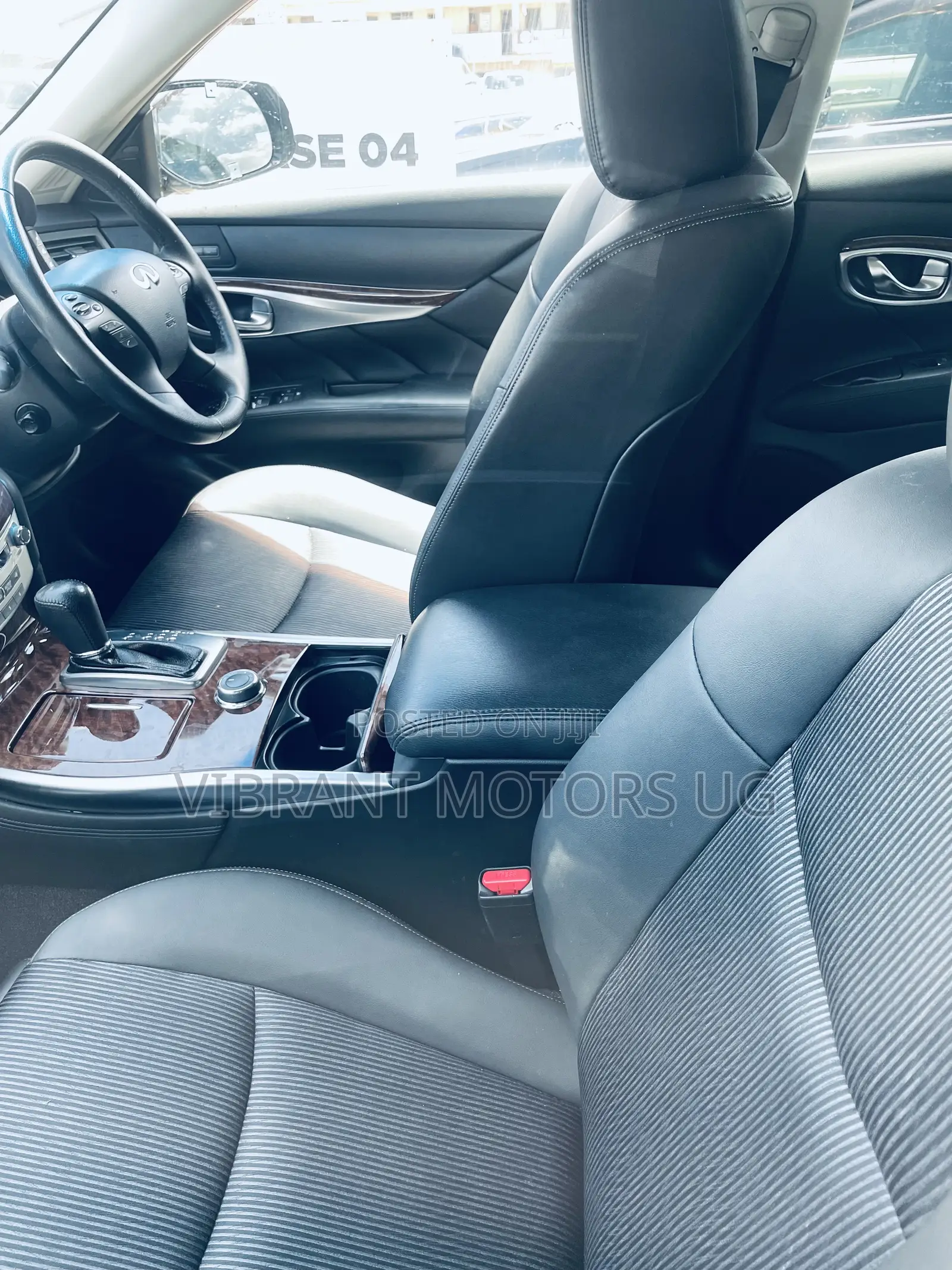Nissan Fuga 2015 Gray