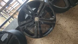 Volkswagen Toureg Rims Black 20 Size