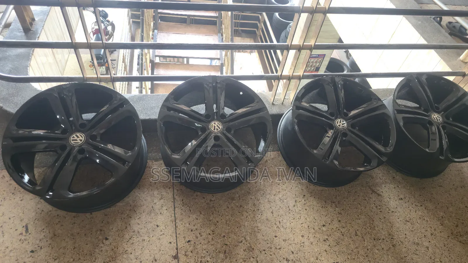 Volkswagen Toureg Rims Black 20 Size