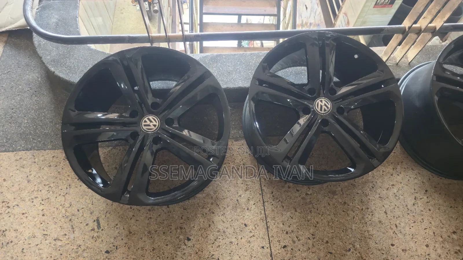 Volkswagen Toureg Rims Black 20 Size
