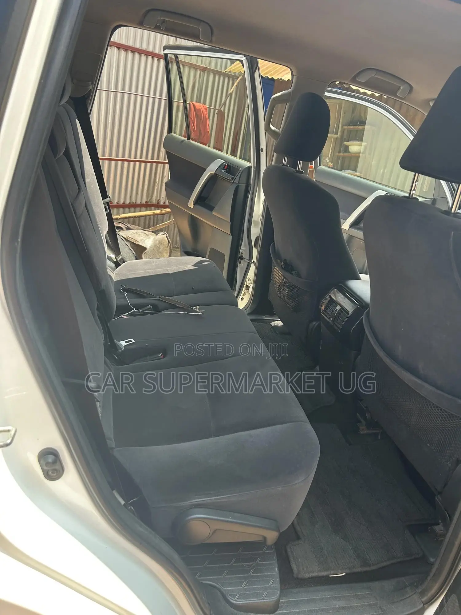 Toyota Land Cruiser Prado 2017 White