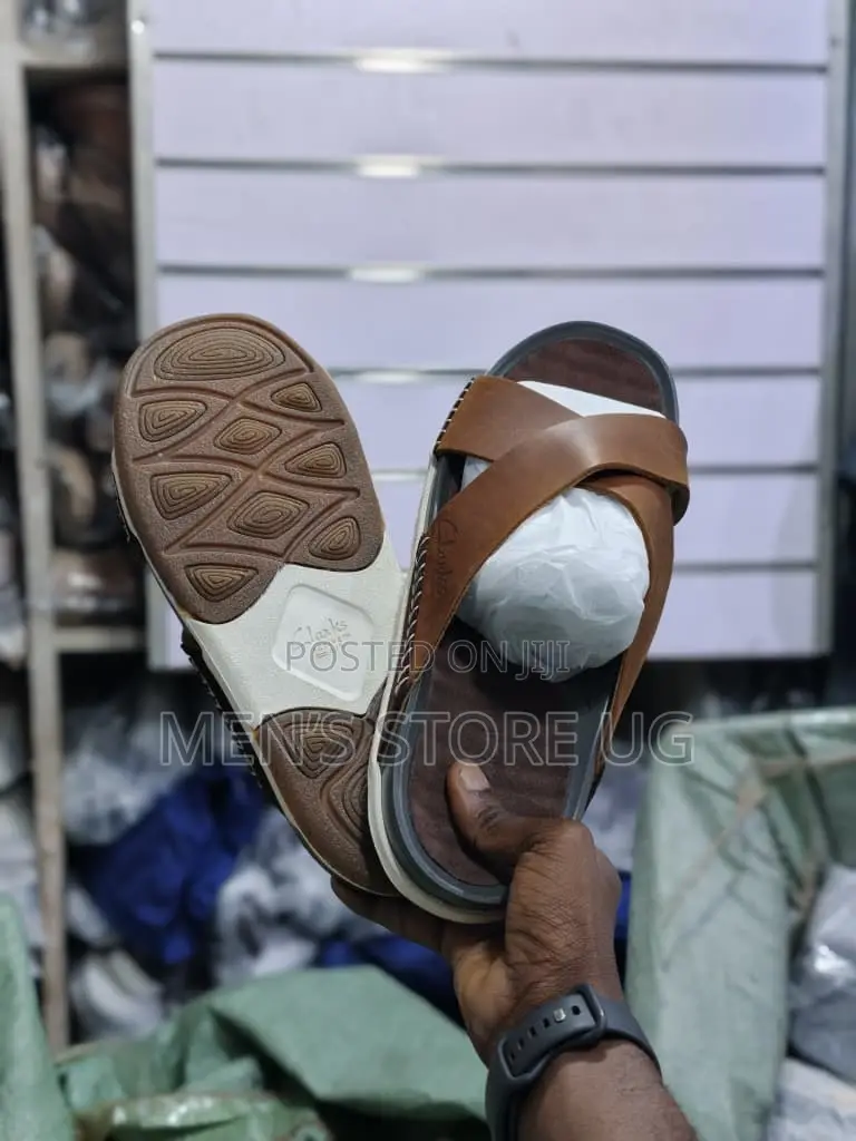 Clarks Cross Premium Classic Leather Rubber Sole Sandals