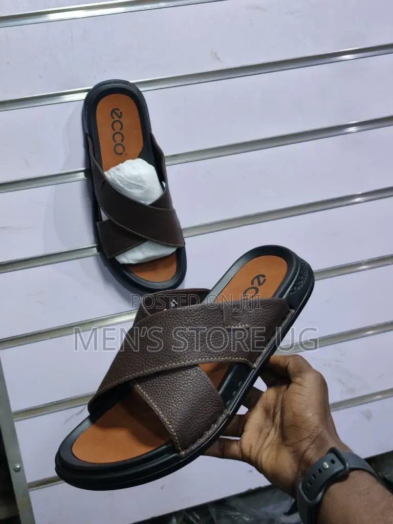 Ecco Cross Dot Premium Classic Leather Rubber Sole Sandals