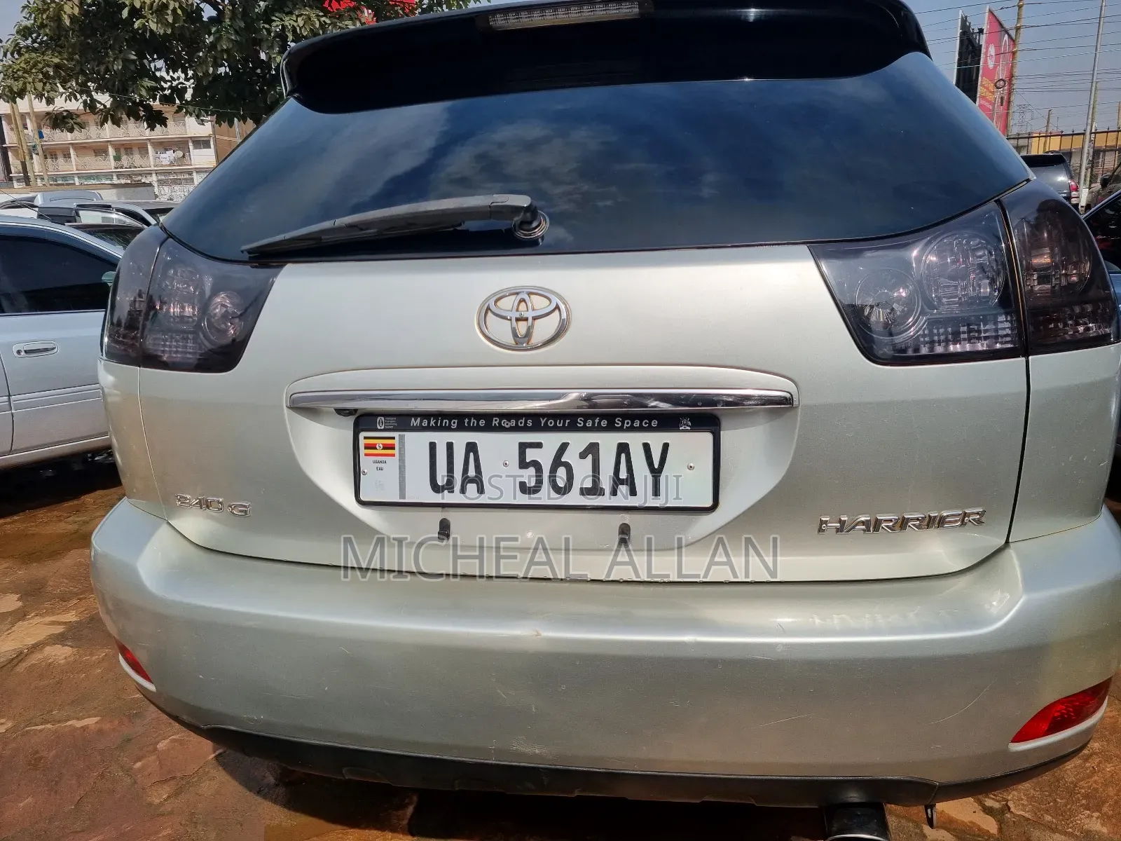 Toyota Harrier 2.4 2004 White